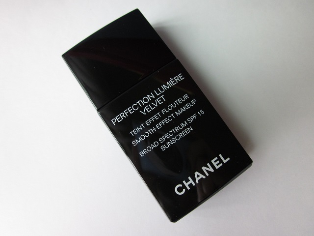 REVIEW: Chanel Perfection Lumiere Velvet Smooth Effect Makeup in